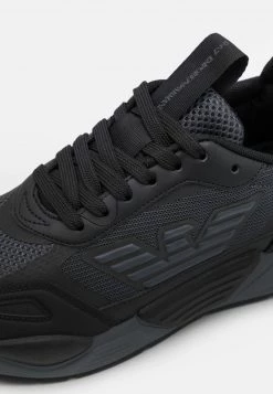 EA7 Emporio Armani UNISEX Baskets Basses Black 11 EA7 Emporio Armani UNISEX Baskets Basses Black -EA7 Emporio Armani Soldes Magasin 0c9d51336818458c89760977bddbc677