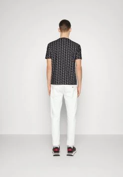 EA7 Emporio Armani Homme TEE ALLOVER LOGO T Shirt Imprimé Black -EA7 Emporio Armani Soldes Magasin 14da7ad883fc4171a3a3ed1c50a38936