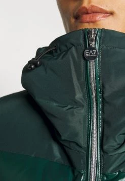 EA7 Emporio Armani Femme Veste D'hiver Green Glabes -EA7 Emporio Armani Soldes Magasin 19c67639deec461197e29a68293f1cfe