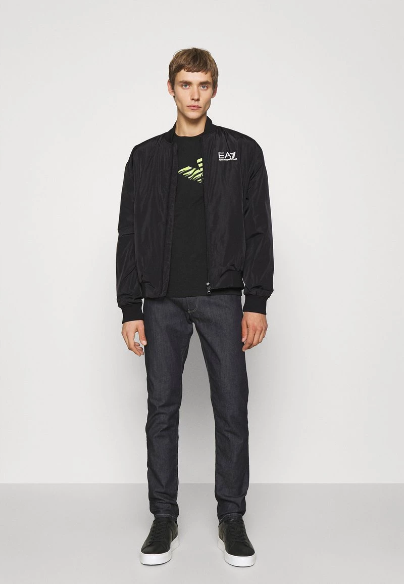 EA7 Emporio Armani Blouson Bomber Black/white Homme 2 EA7 Emporio Armani Blouson Bomber Black/white Homme – Image 2