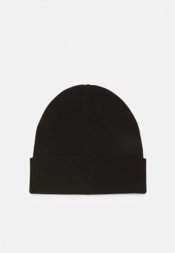 EA7 Emporio Armani UNISEX Bonnet Black 11 EA7 Emporio Armani UNISEX Bonnet Black -EA7 Emporio Armani Soldes Magasin 1ce98523d6e84b0ca8f4315c2bbe7439
