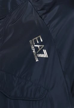 EA7 Emporio Armani Femme TENNIS CLUB JACKET Veste Coupe Vent Blu Navy -EA7 Emporio Armani Soldes Magasin 1d9e03ec63734076abc30ced55fe552e