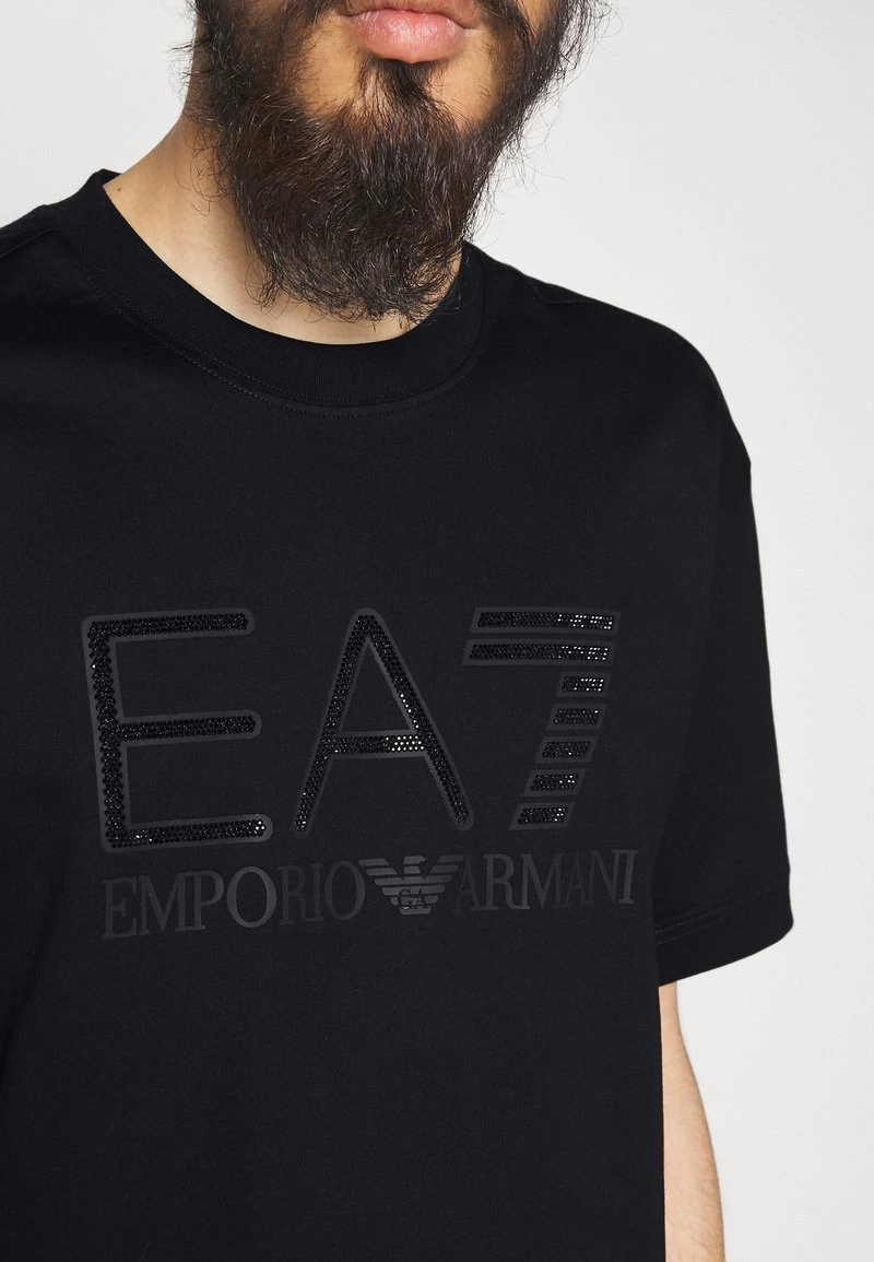 EA7 Emporio Armani T Shirt Imprimé Black Homme 6 EA7 Emporio Armani T Shirt Imprimé Black Homme – Image 6