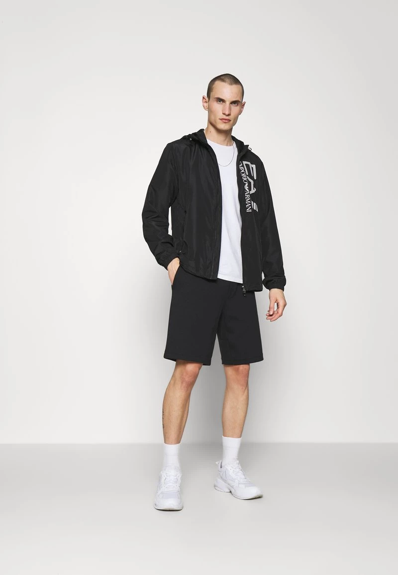 EA7 Emporio Armani Veste Coupe Vent Black Homme 2 EA7 Emporio Armani Veste Coupe Vent Black Homme – Image 2