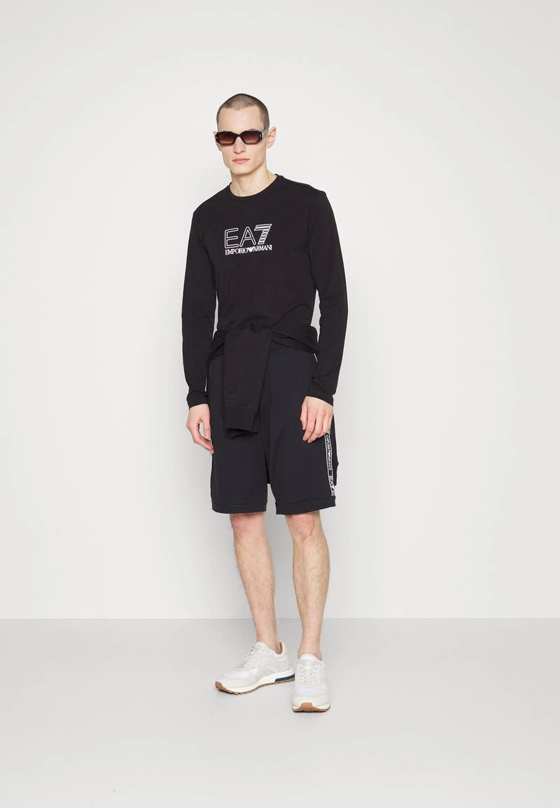 EA7 Emporio Armani BERMUDA Short Black Homme 2 EA7 Emporio Armani BERMUDA Short Black Homme – Image 2