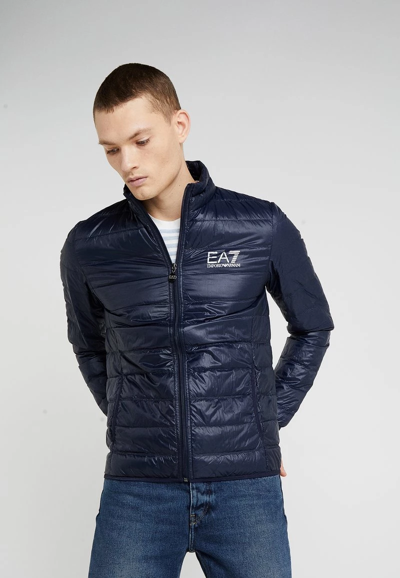 EA7 Emporio Armani JACKET Doudoune Dark Blue Homme 1 EA7 Emporio Armani JACKET Doudoune Dark Blue Homme