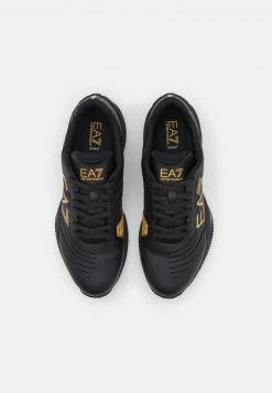 EA7 Emporio Armani Homme TENNIS TECH CLAY Chaussures De Tennis Pour Terre Battueerre Battue Triple Black/gold -EA7 Emporio Armani Soldes Magasin 33d0227b00f54d26a0dc77243c7142c4