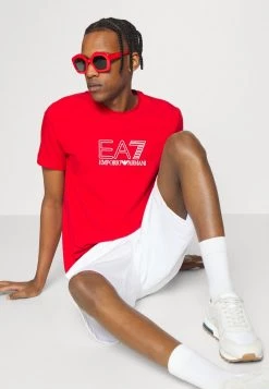 EA7 Emporio Armani T Shirt Imprimé Red Homme -EA7 Emporio Armani Soldes Magasin 3b17d4f154304b94bbd4e0f396eed303