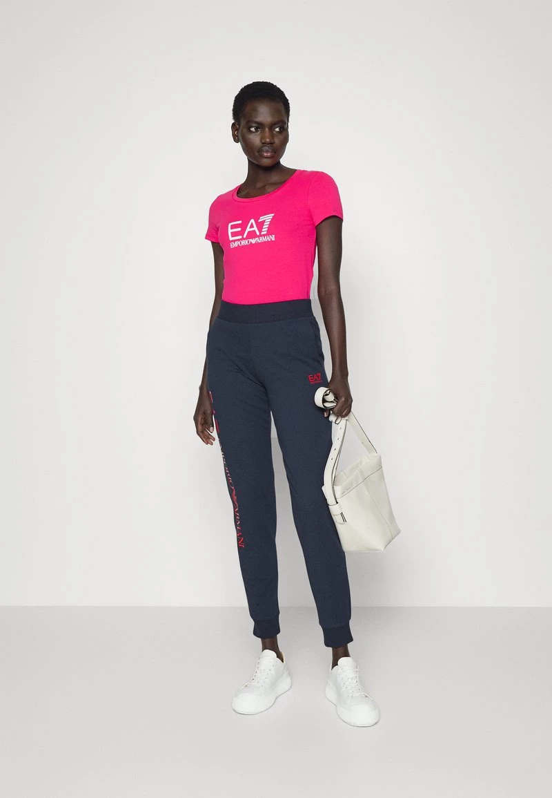 EA7 Emporio Armani Pantalon De Survêtement Navy/red Femme 2 EA7 Emporio Armani Pantalon De Survêtement Navy/red Femme – Image 2