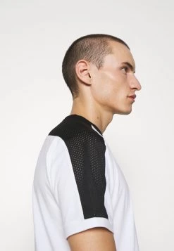 EA7 Emporio Armani T Shirt Imprimé White Homme -EA7 Emporio Armani Soldes Magasin 435601629e8b478d870ee8a891712369