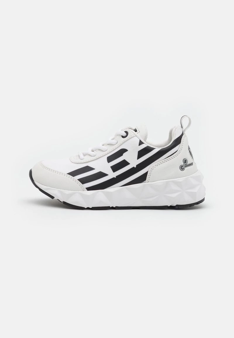 EA7 Emporio Armani Baskets Basses White Enfant 1 EA7 Emporio Armani Baskets Basses White Enfant