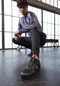 EA7 Emporio Armani Baskets Basses Black Homme 11 EA7 Emporio Armani Baskets Basses Black Homme -EA7 Emporio Armani Soldes Magasin 495431730eaf4c5ab2cefbe51464ea7a