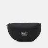 EA7 Emporio Armani TRAIN LOGO SERIES M SLING BAG UNISEX Sac Banane Nero/black