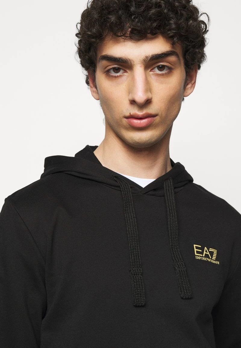EA7 Emporio Armani Homme Sweat à Capuche Black/gold 4 EA7 Emporio Armani Homme Sweat à Capuche Black/gold – Image 4