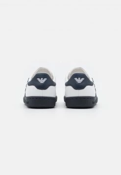 EA7 Emporio Armani Baskets Basses White Enfant -EA7 Emporio Armani Soldes Magasin 5ae779a510544f4e983e65f36a4da5ba