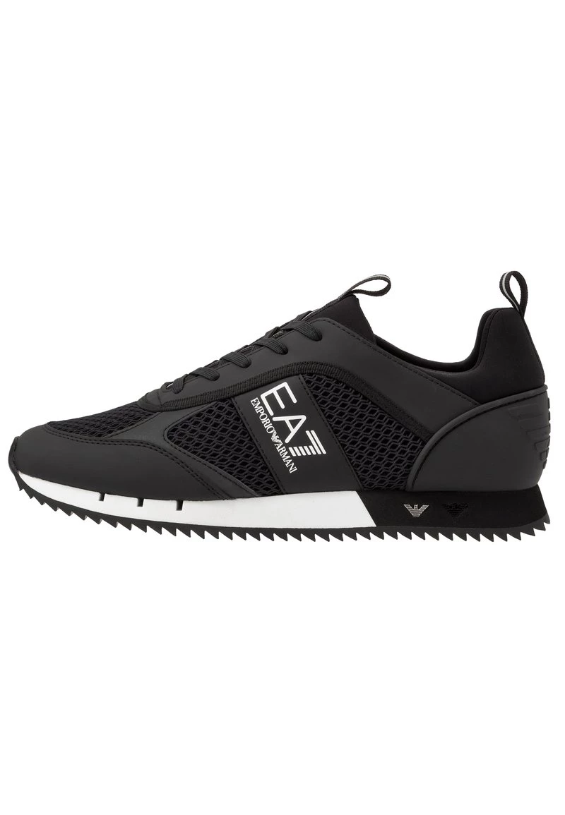 EA7 Emporio Armani Baskets Basses Black/white Homme 1 EA7 Emporio Armani Baskets Basses Black/white Homme