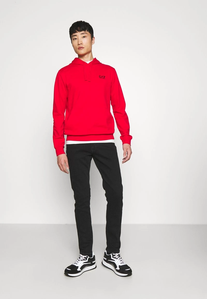 EA7 Emporio Armani Sweat à Capuche Red Homme 2 EA7 Emporio Armani Sweat à Capuche Red Homme – Image 2