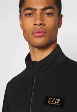 EA7 Emporio Armani Homme Veste Mi Saison Black/gold Coloured -EA7 Emporio Armani Soldes Magasin 615d7e044f084fa7af494d9dbe942c0b