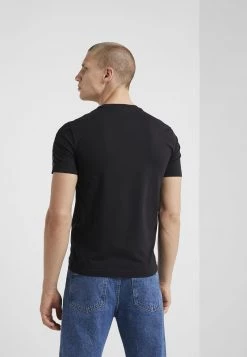 EA7 Emporio Armani SIDE TAPE T Shirt Imprimé Black Homme 7 EA7 Emporio Armani SIDE TAPE T Shirt Imprimé Black Homme -EA7 Emporio Armani Soldes Magasin 6dd7444fc5324974a11735339e9887ba