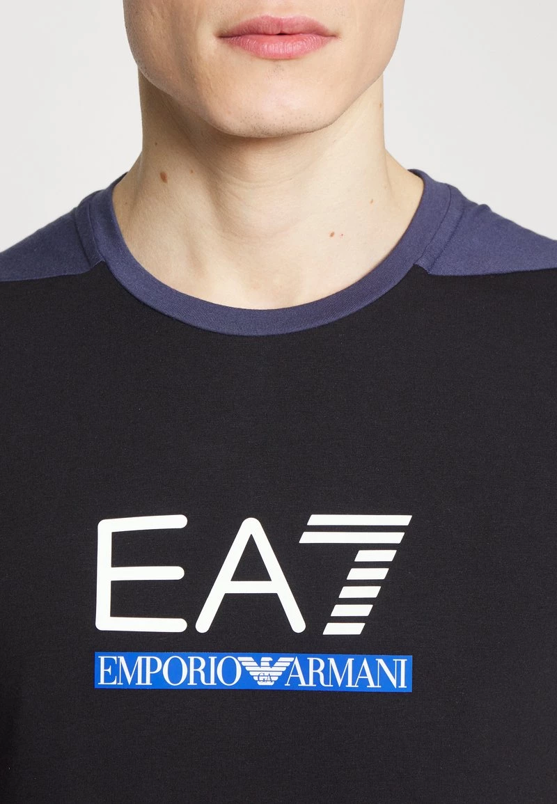 EA7 Emporio Armani Homme T Shirt Imprimé Black 6 EA7 Emporio Armani Homme T Shirt Imprimé Black – Image 6