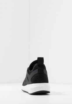 EA7 Emporio Armani Unisex Baskets Basses Black -EA7 Emporio Armani Soldes Magasin 8214a81ae5124f70a0e2f2ce46e4c046