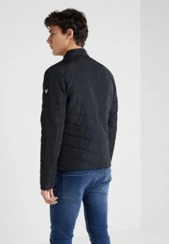 EA7 Emporio Armani Homme Veste Mi Saison Black -EA7 Emporio Armani Soldes Magasin 88c921aab65946a3af5d629c283e8c4b