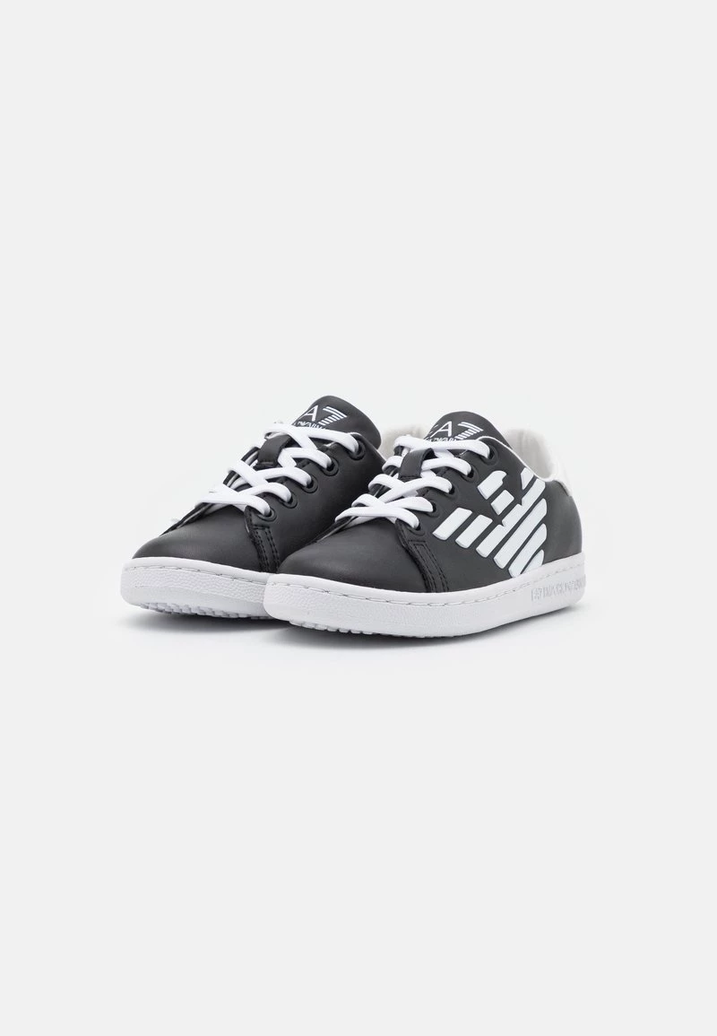 EA7 Emporio Armani Enfant Baskets Basses Black 2 EA7 Emporio Armani Enfant Baskets Basses Black – Image 2