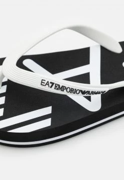 EA7 Emporio Armani UNISEX Tongs Black/white -EA7 Emporio Armani Soldes Magasin 8c89c6715caf47098d17645cc7cb8aa4