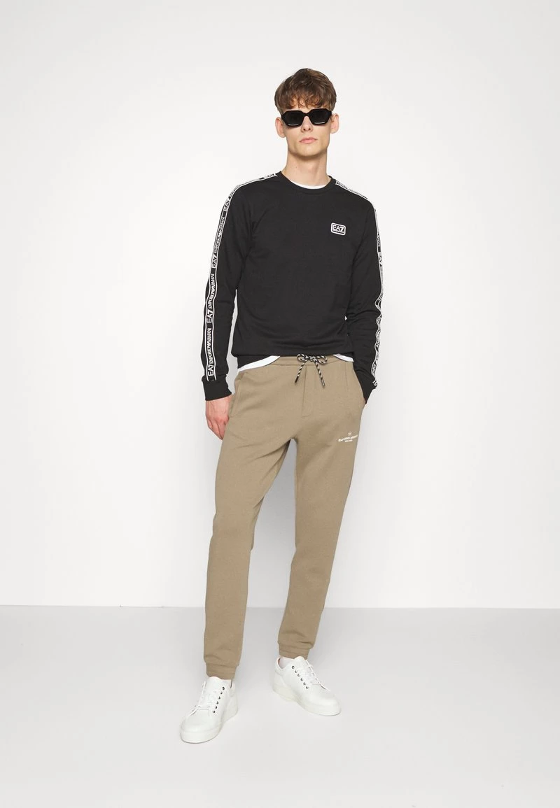 EA7 Emporio Armani Homme Sweatshirt Black 2 EA7 Emporio Armani Homme Sweatshirt Black – Image 2