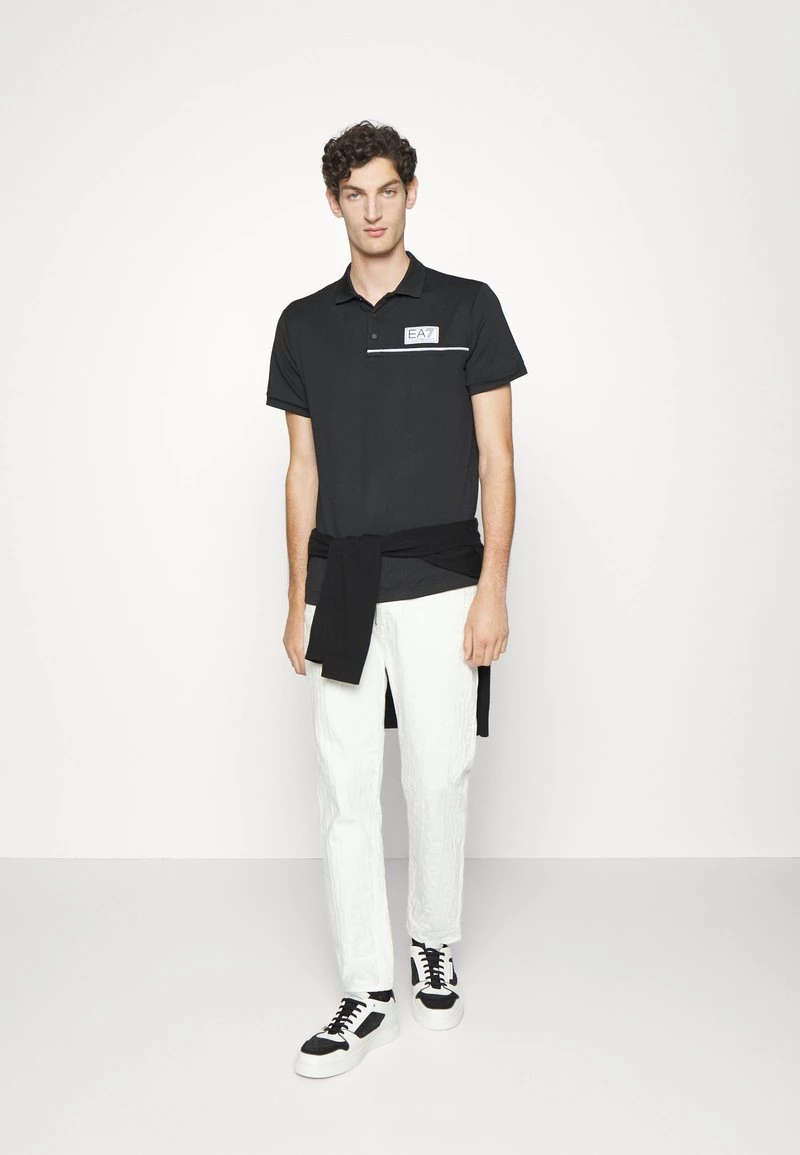 EA7 Emporio Armani Polo Black Homme 2 EA7 Emporio Armani Polo Black Homme – Image 2
