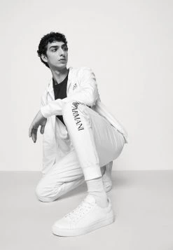 EA7 Emporio Armani TROUSER Pantalon De Survêtement White/black Homme 12 EA7 Emporio Armani TROUSER Pantalon De Survêtement White/black Homme -EA7 Emporio Armani Soldes Magasin 9cbd48b6de1c4974bea27df0dbd2db02