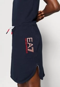 EA7 Emporio Armani TENNIS CLUB DRESS Robe De Sport Blu Navy Femme -EA7 Emporio Armani Soldes Magasin a0cf4cede8384fbf972ea0dd00839351