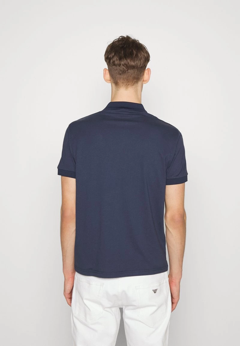 EA7 Emporio Armani Polo Dark Blue Homme 3 EA7 Emporio Armani Polo Dark Blue Homme – Image 3