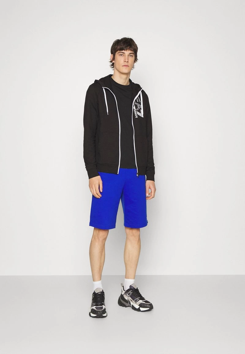 EA7 Emporio Armani Homme BERMUDA Pantalon De Survêtement Royal Blue 2 EA7 Emporio Armani Homme BERMUDA Pantalon De Survêtement Royal Blue – Image 2