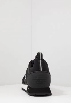 EA7 Emporio Armani Baskets Basses Black/white Homme 9 EA7 Emporio Armani Baskets Basses Black/white Homme -EA7 Emporio Armani Soldes Magasin acd3407c003c413bbdf2d42fd1ad3d09