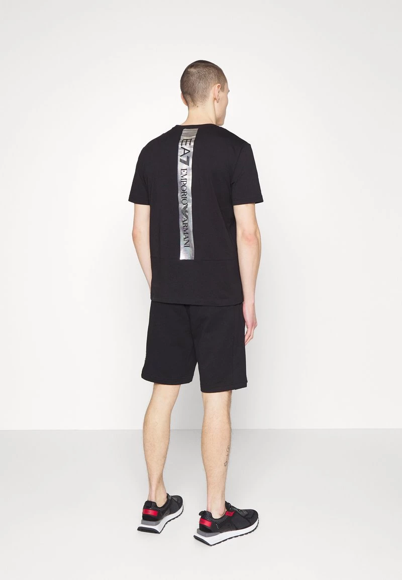 EA7 Emporio Armani BERMUDA Short Black Homme 3 EA7 Emporio Armani BERMUDA Short Black Homme – Image 3