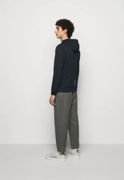 EA7 Emporio Armani Sweat à Capuche Dark Blue/silver Homme 11 EA7 Emporio Armani Sweat à Capuche Dark Blue/silver Homme -EA7 Emporio Armani Soldes Magasin aed1ed438ee941e293808ed53677b89f