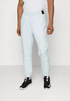 EA7 Emporio Armani Homme TENNIS PRO TRACK SUIT SET Survêtement Azzurro -EA7 Emporio Armani Soldes Magasin af5964eea9f447688edfb6b9d40aefb9
