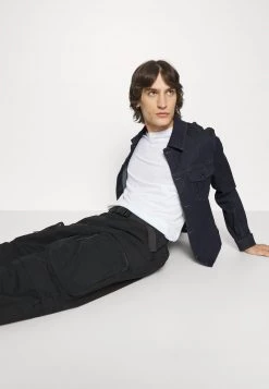 EA7 Emporio Armani Pantalon Cargo Black Homme -EA7 Emporio Armani Soldes Magasin bf308b29aafd412ab4a27b460d491180