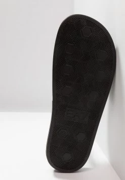 EA7 Emporio Armani Mules Black Unisex -EA7 Emporio Armani Soldes Magasin c00cf76b6a9a49eebeeb2d0b69d1e787