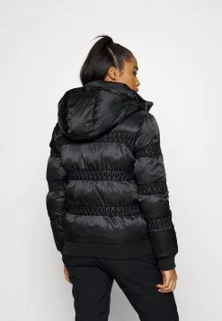 EA7 Emporio Armani Veste De Ski Black Femme -EA7 Emporio Armani Soldes Magasin c55ebfaac26c4cf8ad4cc6ebb83f7420