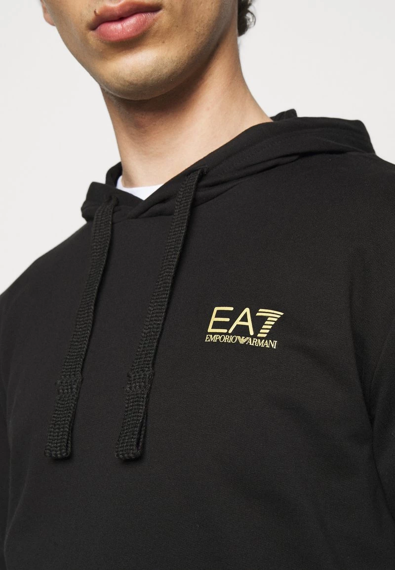 EA7 Emporio Armani Homme Sweat à Capuche Black/gold 5 EA7 Emporio Armani Homme Sweat à Capuche Black/gold – Image 5