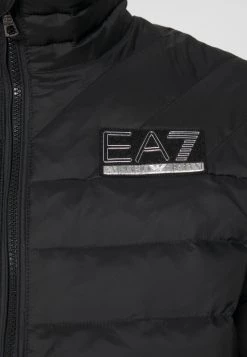 EA7 Emporio Armani Veste D'hiver Black/silver Homme 11 EA7 Emporio Armani Veste D'hiver Black/silver Homme -EA7 Emporio Armani Soldes Magasin dbca214e68764c389c04ee90e78ff27f