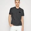EA7 Emporio Armani Homme TEE ALLOVER LOGO T Shirt Imprimé Black
