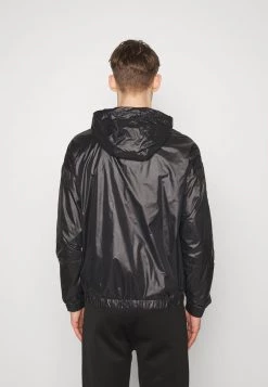 EA7 Emporio Armani JACKET Veste Légère Black Homme -EA7 Emporio Armani Soldes Magasin ea84bb7eb2f64235931aebda6cc751c0