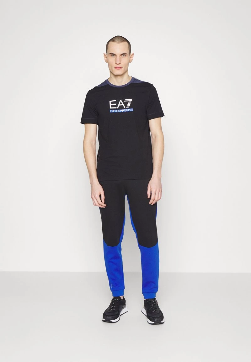 EA7 Emporio Armani Homme T Shirt Imprimé Black 2 EA7 Emporio Armani Homme T Shirt Imprimé Black – Image 2