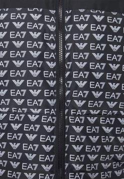 EA7 Emporio Armani Femme JACKET ECO ALLOVER LOGO Veste D'hiver Fancy Black/white -EA7 Emporio Armani Soldes Magasin ef0c9aef8fbc4bf5a595276357df2a8c