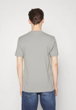 EA7 Emporio Armani Homme T Shirt Imprimé Grey -EA7 Emporio Armani Soldes Magasin f0089d50ca8440ffa7d441b1202ab1b2