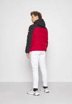 EA7 Emporio Armani Veste D'hiver Red/black Homme -EA7 Emporio Armani Soldes Magasin f0681c6896b040468d05deec093e9bc7