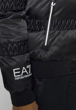EA7 Emporio Armani Veste De Ski Black Femme -EA7 Emporio Armani Soldes Magasin fb0d397c2c90444895ba3ed2ee90d6cc